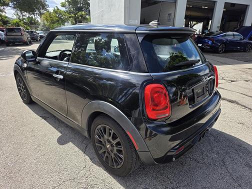 2015 MINI Hardtop Cooper S