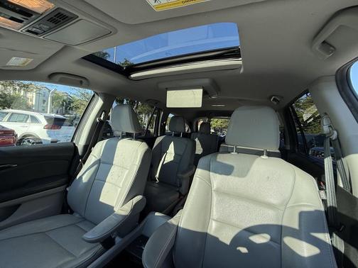 2019 Honda Pilot Touring 8-Passenger