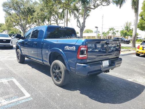 2022 RAM 2500 Limited Mega Cab 4x4 6'4' Box