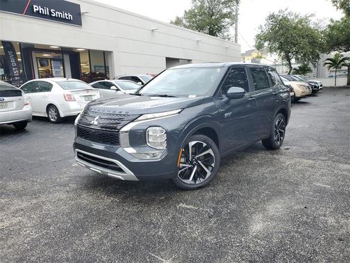 2025 Mitsubishi Outlander PHEV SE S-AWC