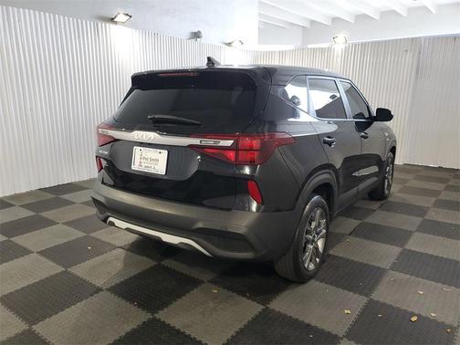 2023 Kia Seltos LX