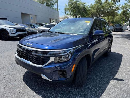Dark Ocean Blue 2026 Kia Seltos EX