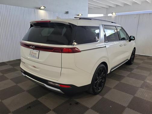 2022 Kia Carnival SX Prestige