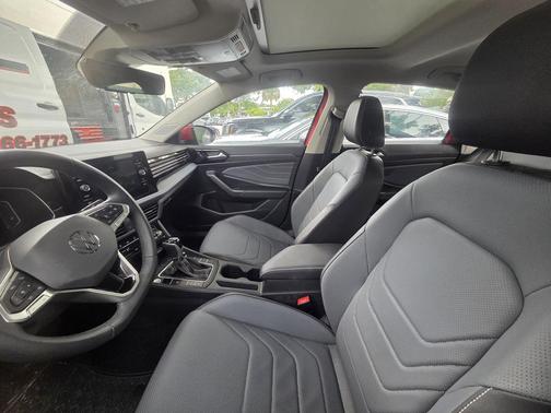 2025 Volkswagen Jetta 1.5T SEL