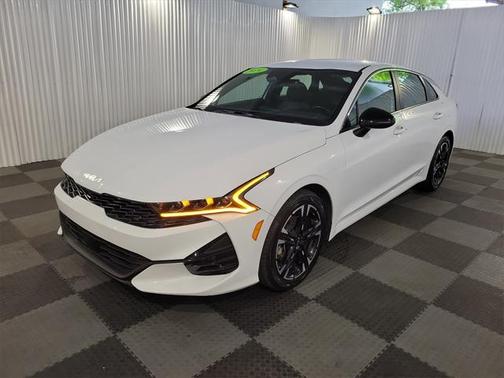 2024 Kia K5 GT-Line