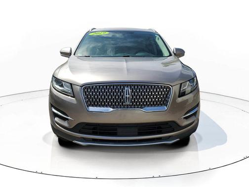 Mocha 2019 Lincoln MKC Standard