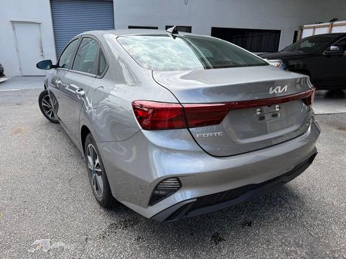 Steel Gray 2023 Kia Forte LXS