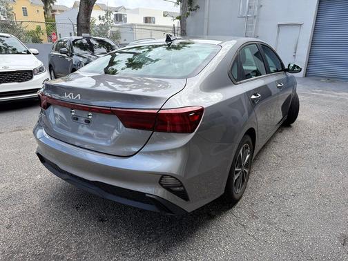 Steel Gray 2023 Kia Forte LXS