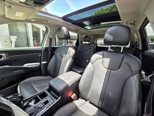 2022 Kia Sorento EX