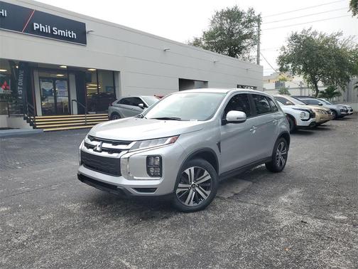 2025 Mitsubishi Outlander Sport SE