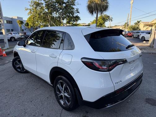 2023 Honda HR-V EX-L