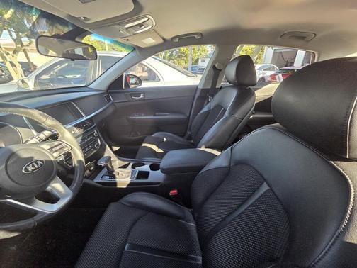 2020 Kia Optima S