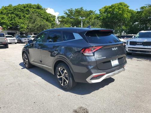 2023 Kia Sportage EX