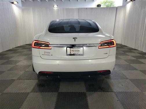 2016 Tesla Model S 75D