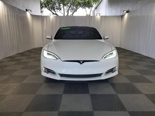 2016 Tesla Model S 75D