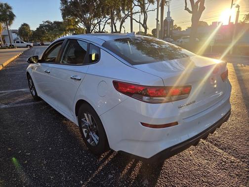 2019 Kia Optima LX