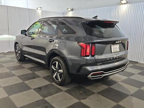 2022 Kia Sorento S