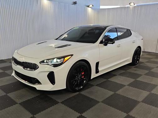 2022 Kia Stinger GT2