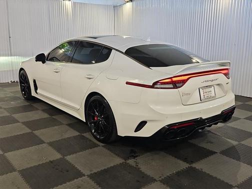 2022 Kia Stinger GT2