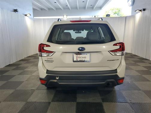 2021 Subaru Forester Base