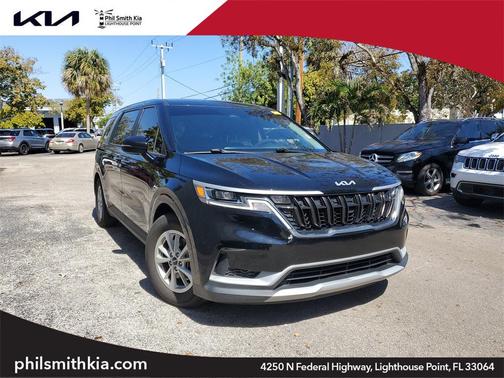 2023 Kia Carnival LX