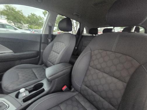 2020 Kia Niro LX