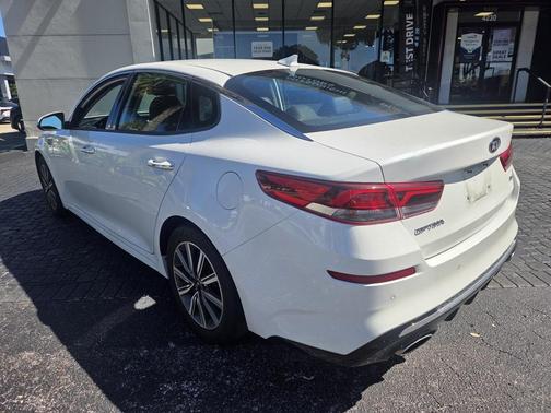 2020 Kia Optima EX