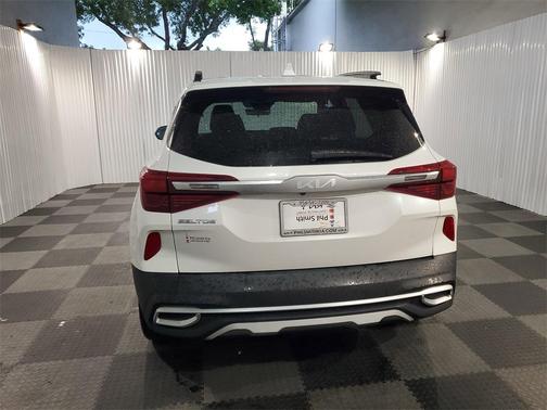 2022 Kia Seltos EX