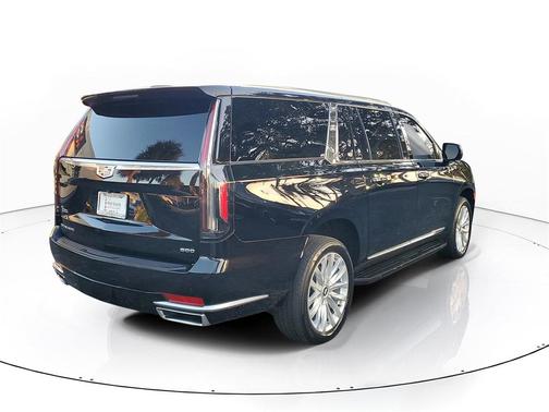 2024 Cadillac Escalade ESV Luxury
