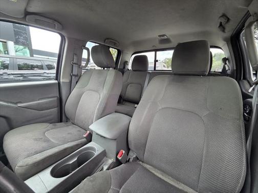 2020 Nissan Frontier SV