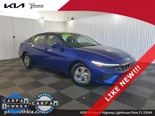 2024 Hyundai ELANTRA SE