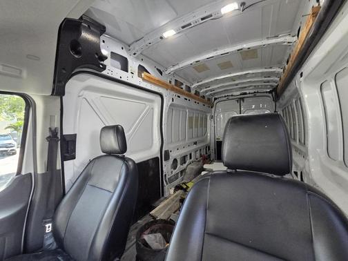 2021 Ford Transit-250 Base