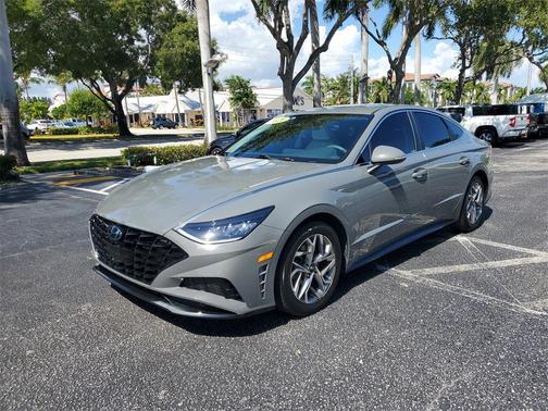 2021 Hyundai SONATA SEL