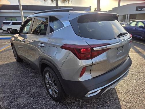 2022 Kia Seltos S
