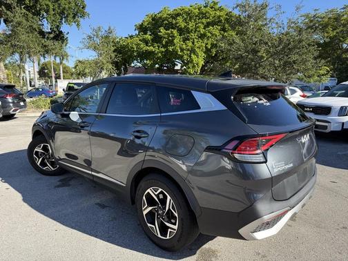 2023 Kia Sportage LX