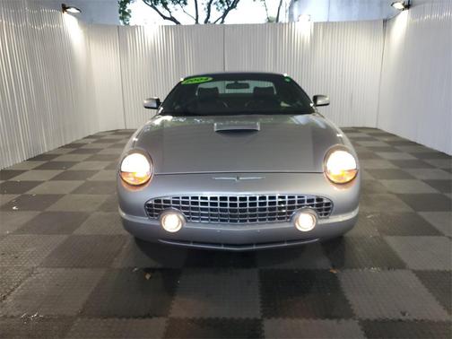 2004 Ford Thunderbird Base