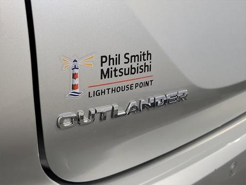 2025 Mitsubishi Outlander PHEV ES S-AWC