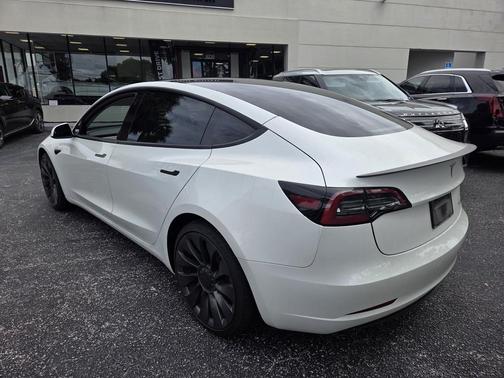 2023 Tesla Model 3 Performance