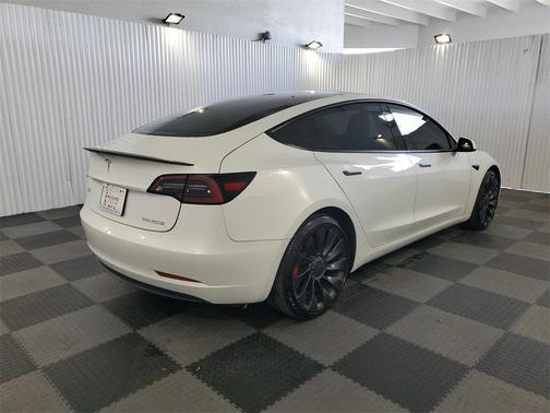 2023 Tesla Model 3 Performance
