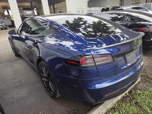 2022 Tesla Model S Plaid