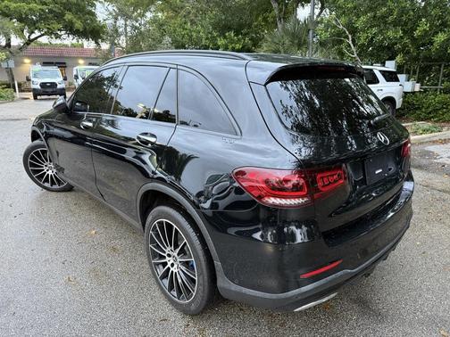 2022 Mercedes-Benz GLC 300 Base