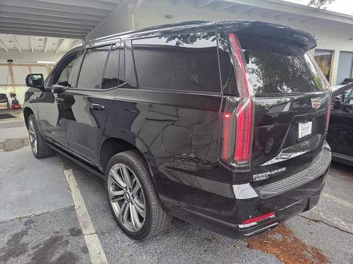 2025 Cadillac Escalade Sport