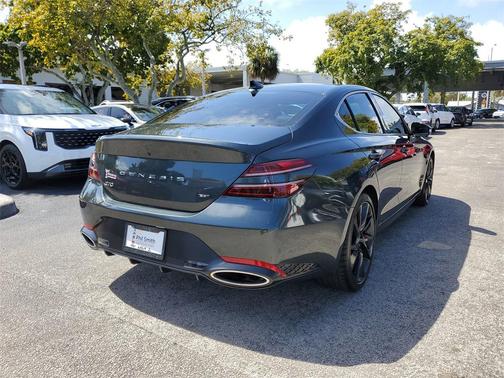 2023 Genesis G70 3.3T RWD