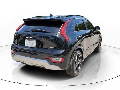 Aurora Black Pearl 2023 Kia Niro Touring