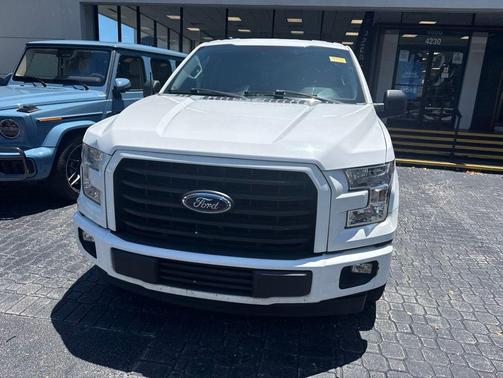Oxford White 2017 Ford F-150 XL