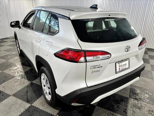 2025 Toyota Corolla Cross LE