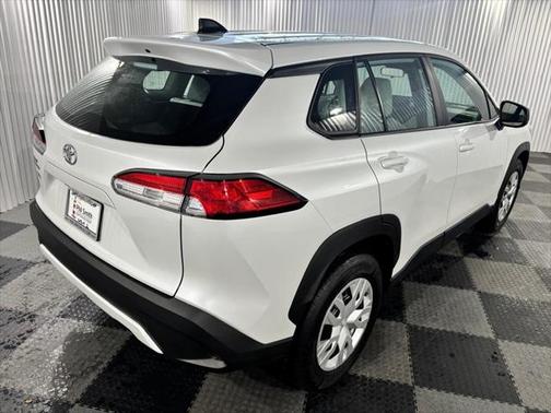 2025 Toyota Corolla Cross LE