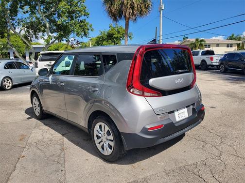 2022 Kia Soul LX