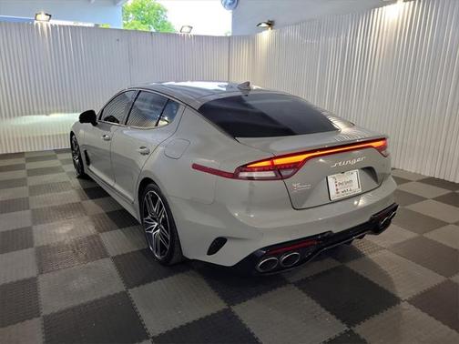 2023 Kia Stinger GT2