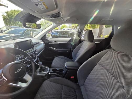 2023 Kia Seltos LX